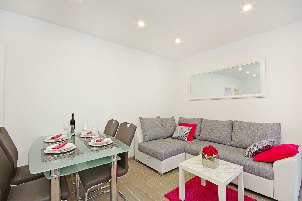 Apartment Mira Макарска Экстерьер фото